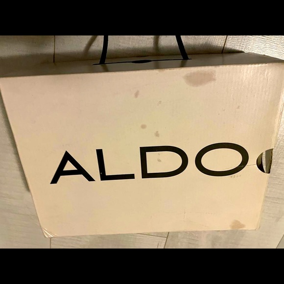 ALDO New Pointed Toe Ankle Boots - Picture 8 of 8